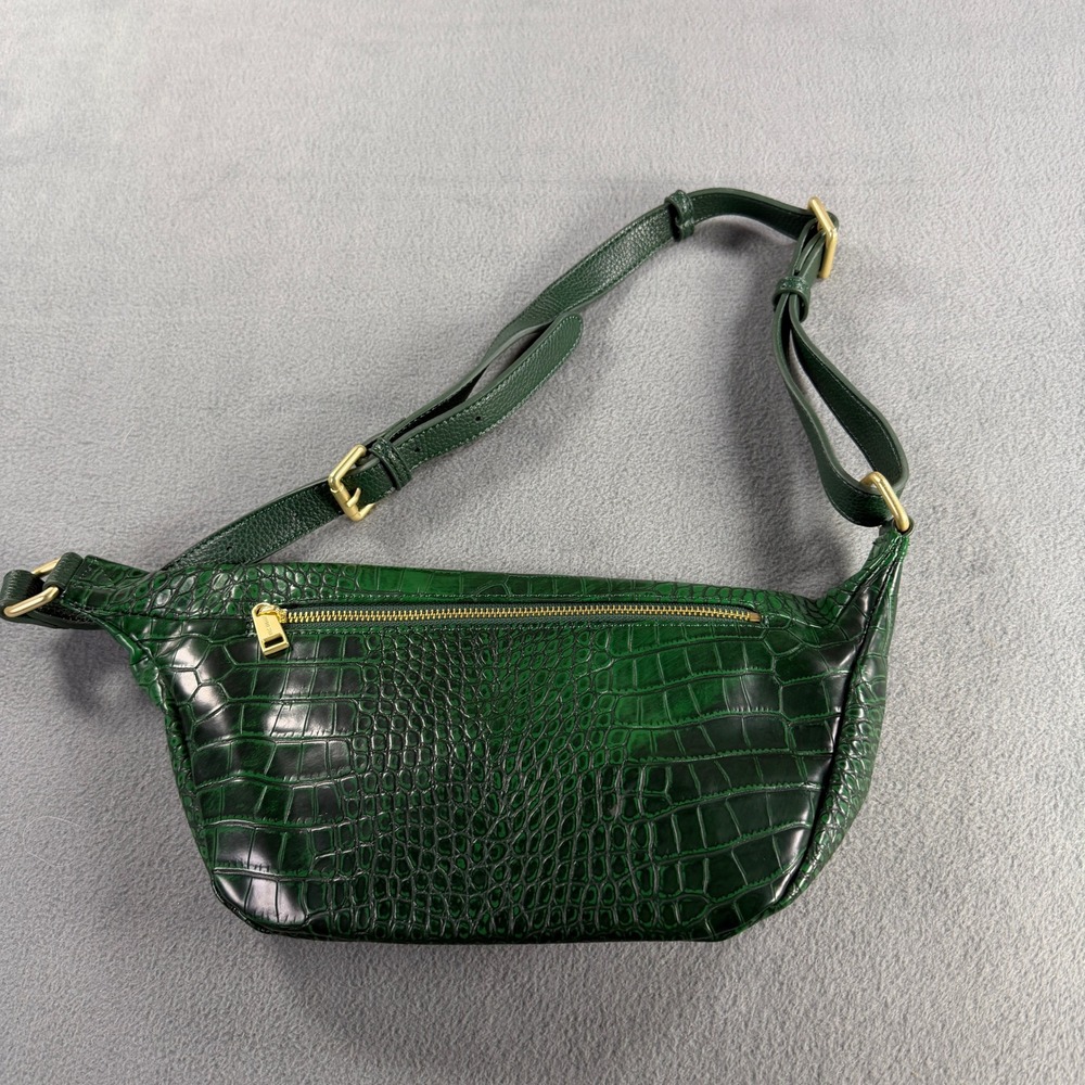 Jeffree Star Green Crocodile Embossed Waist Bag Crossbody Gold Star Logo - Picture 2 of 9